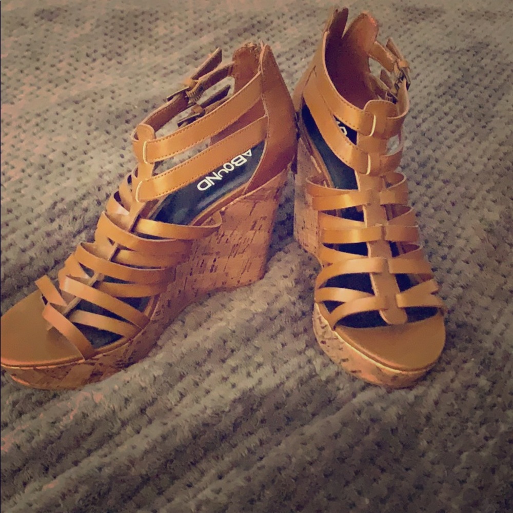 Brown wedges